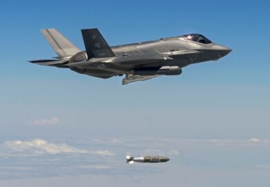 Američané připravují teror pro MIGy. Stíhačky F-22 s raketami AIM-260