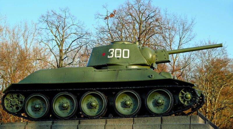 tank t-34 76, second world war, fallen